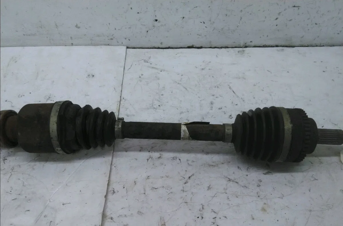 Transmission avant droite Mercedes-benz CLASSE B Sports Tourer (W246, W242) B 200 cdi - d (246.208) (2014-2018) occasion