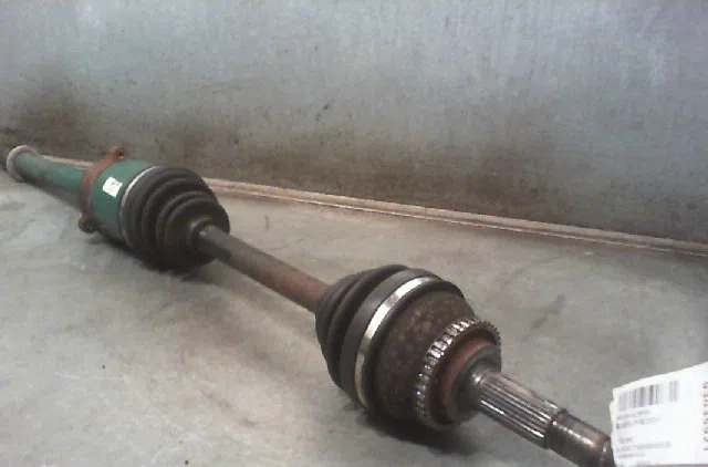 Transmission avant droite NISSAN ALMERA 2003 occasion