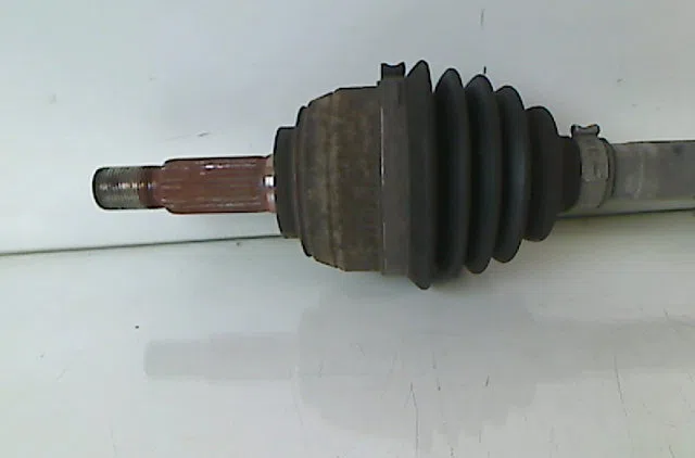 Transmission avant droite NISSAN MICRA 2005 occasion