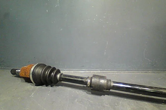 Transmission avant droite Nissan NOTE (E11, NE11) 1.4 (2006-2012) occasion