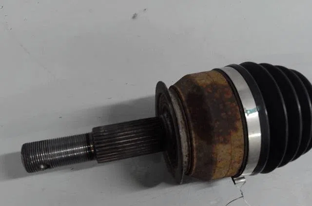 Transmission avant droite Nissan NP300 NAVARA (D40) 3.0 dci 4wd (2010) occasion