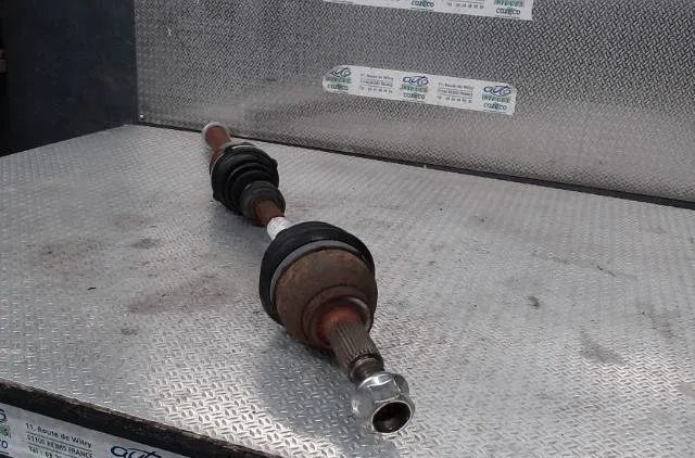 Transmission avant droite Nissan NV200 - EVALIA Autobus-Autocar 1.5 dci 90 (m20, m20m) (2011) occasion