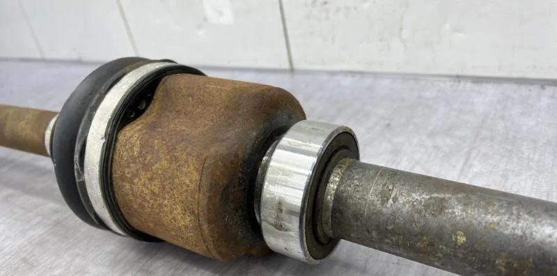 Transmission avant droite NISSAN NV400 occasion