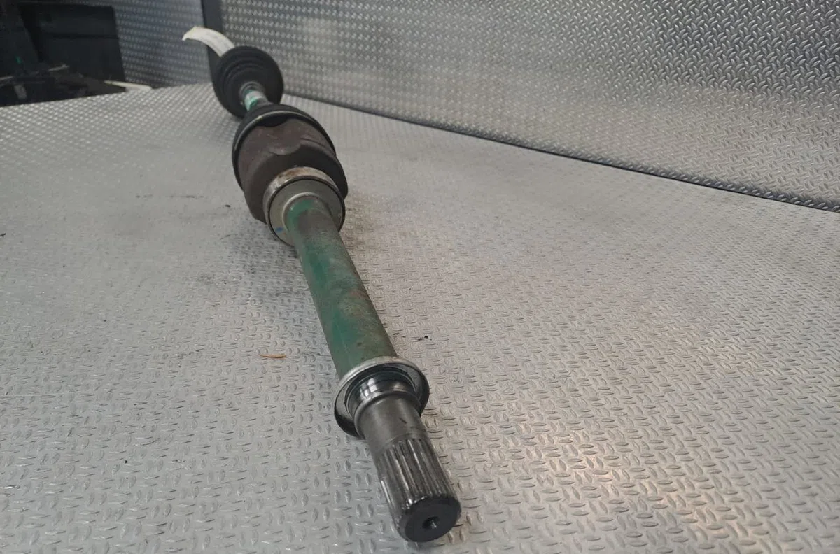 Transmission avant droite NISSAN QASHQAI 1  QASHQAI 1 PHASE 2 occasion