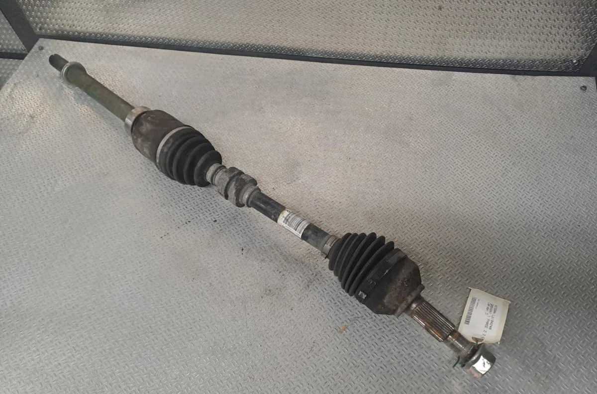 Transmission avant droite NISSAN QASHQAI 1  QASHQAI 1 PHASE 2 occasion