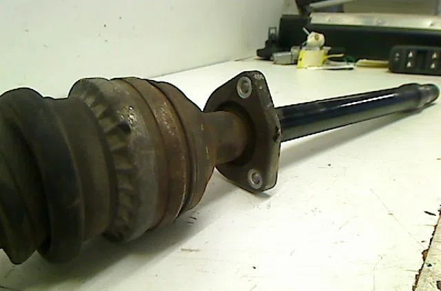 Transmission avant droite Opel ASTRA H (A04) 1.7 cdti (l48) (2004-2010) 5 portes occasion