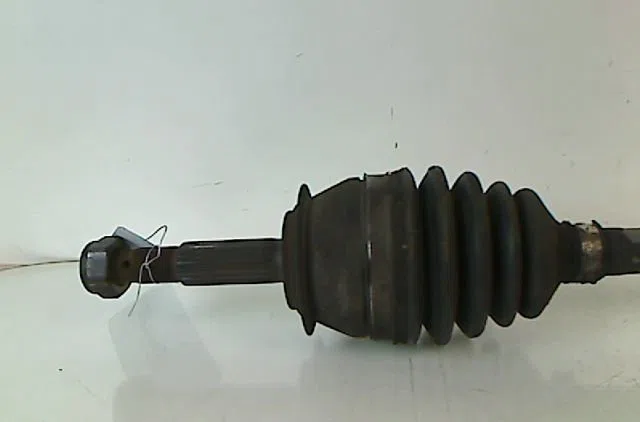 Transmission avant droite OPEL CORSA 1995 occasion