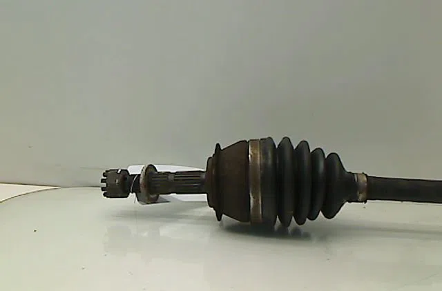 Transmission avant droite OPEL CORSA 1997 occasion