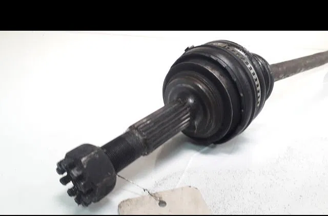 Transmission avant droite Opel CORSA A 3-5 portes (S83) 1.3 s (f08, m08, f68, m68) (1982-1989) occasion