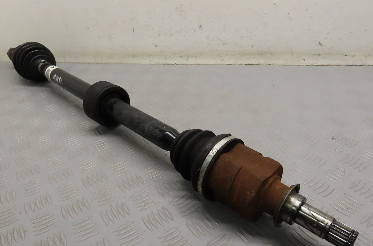 Transmission avant droite Opel CORSA D (S07) 1.3 cdti (l08, l68) (2006-2014) 5 portes occasion