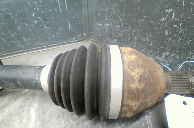 Transmission avant droite Opel SIGNUM 3-5 portes (Z03) 3.0 v6 cdti (f48) (2003-2005) occasion