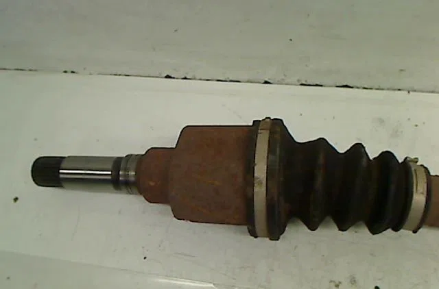 Transmission avant droite Peugeot 1007 (KM_) 1.4 (2005) occasion