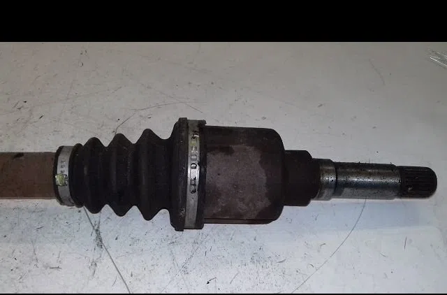 Transmission avant droite Peugeot 1007 (KM_) 1.6 16v (2005) occasion