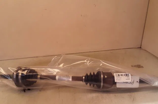 Transmission avant droite Peugeot 206 (2L_, 2M_) 1.4 i (2010-2013) occasion