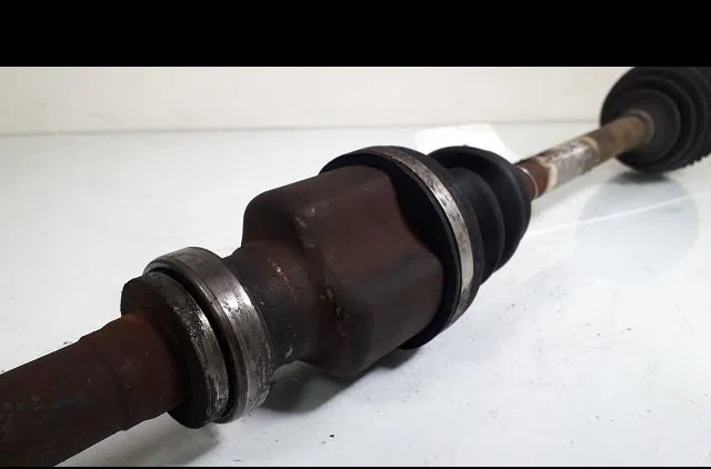 Transmission avant droite Peugeot 206 (2L_, 2M_) 1.4 i (2lkfwa, 2mkfwa) (2009-2013) 3 portes occasion