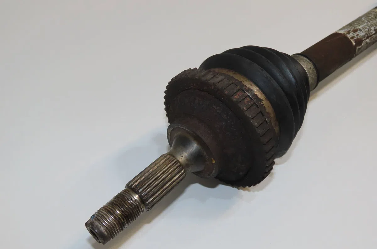 Transmission avant droite Peugeot 206 3-5 portes (2A-C) 1.4 i (1998-2012) 3 portes occasion