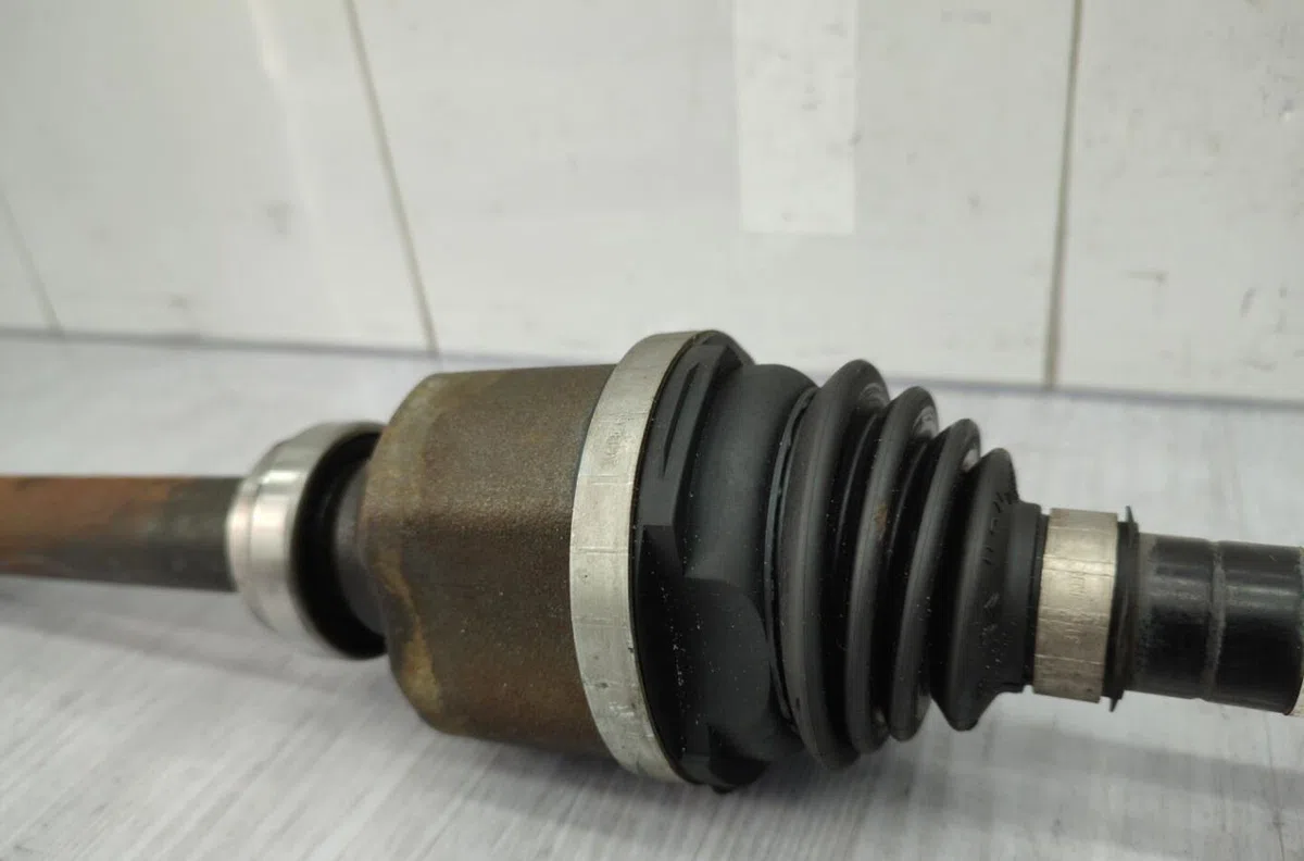 Transmission avant droite PEUGEOT 208 1 PHASE 2 occasion