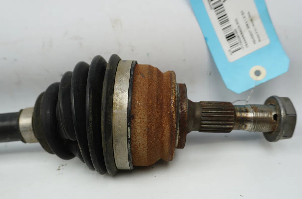 Transmission avant droite Peugeot 208 II (UB_, UP_, UW_, UJ_) 1.2 mhev (2023) occasion