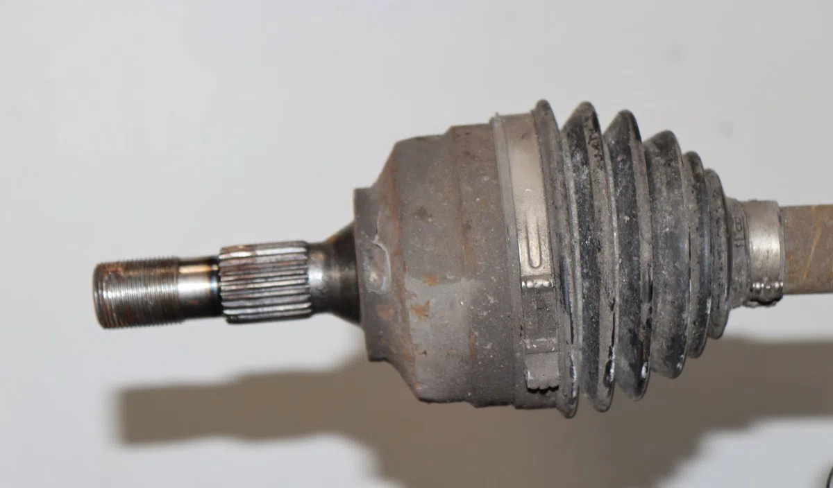 Transmission avant droite Peugeot 308 CC (4B_) 2.0 hdi (2009-2012) occasion