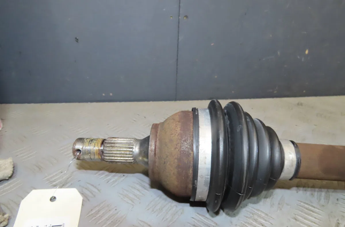 Transmission avant droite Peugeot 308 I (4A_, 4C_) 1.6 16v (2007-2014) 5 portes occasion