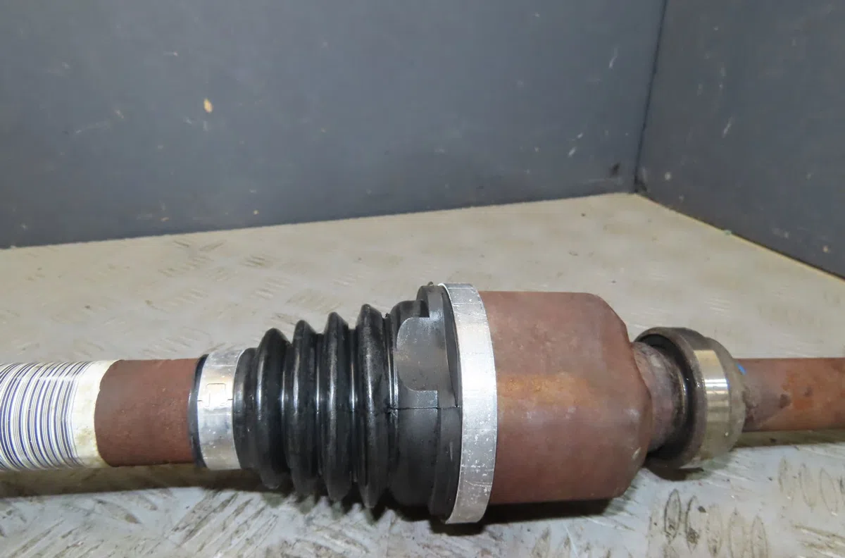 Transmission avant droite Peugeot 308 I (4A_, 4C_) 1.6 16v (2007-2014) 5 portes occasion