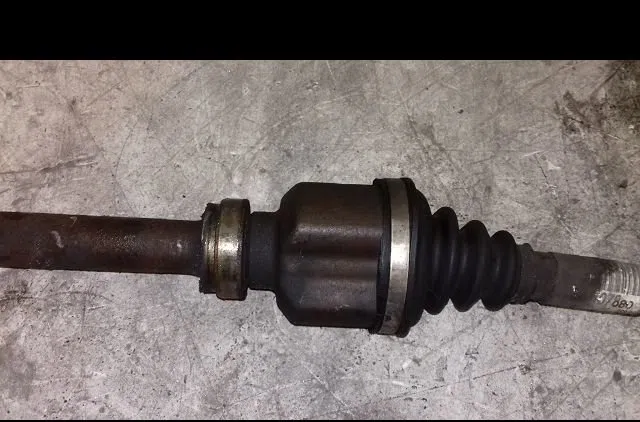 Transmission avant droite Peugeot 308 I (4A_, 4C_) 2.0 hdi (2007-2014) 3 portes occasion