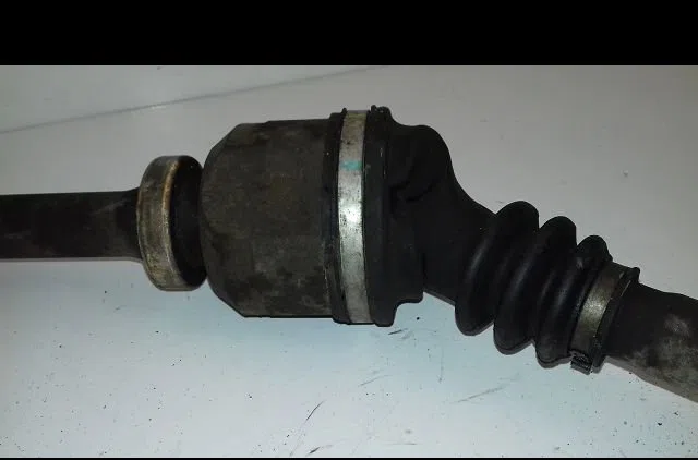 Transmission avant droite Peugeot 308 II (LB_, LP_, LW_, LH_, L3_) 1.2 thp 130 (2013-2021) occasion