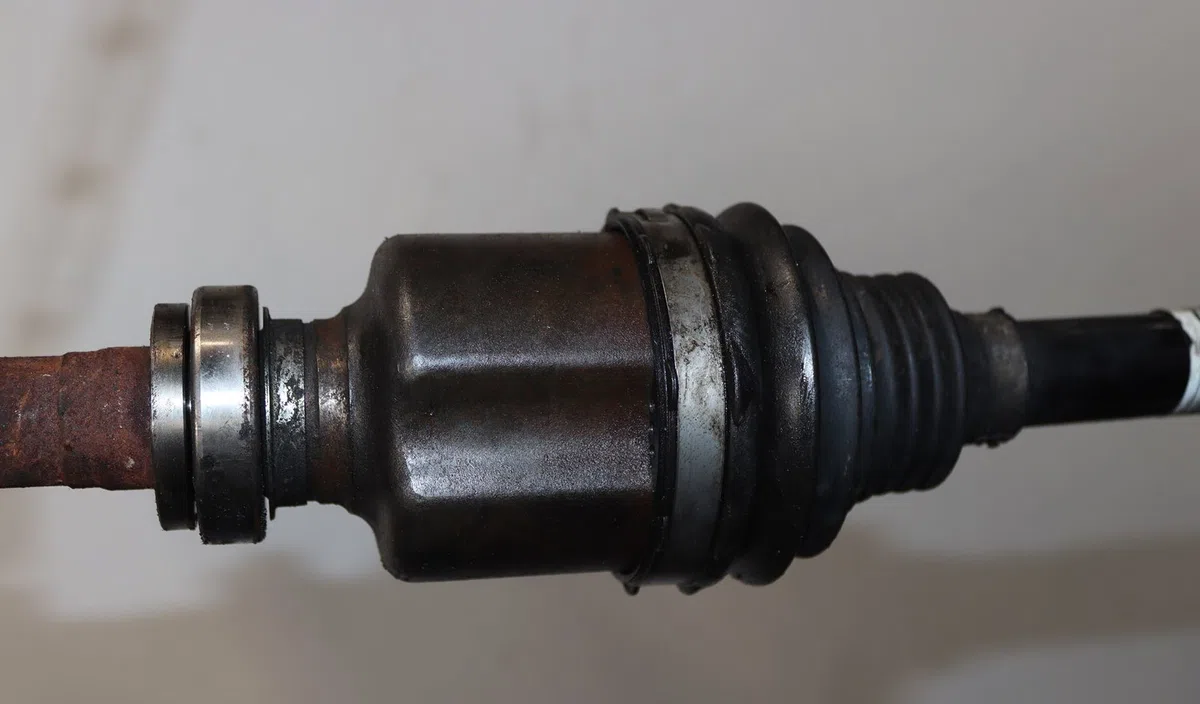Transmission avant droite Peugeot 308 SW II (LC_, LJ_, LR_, LX_, L4_) 1.5 bluehdi 100 (2018-2021) occasion