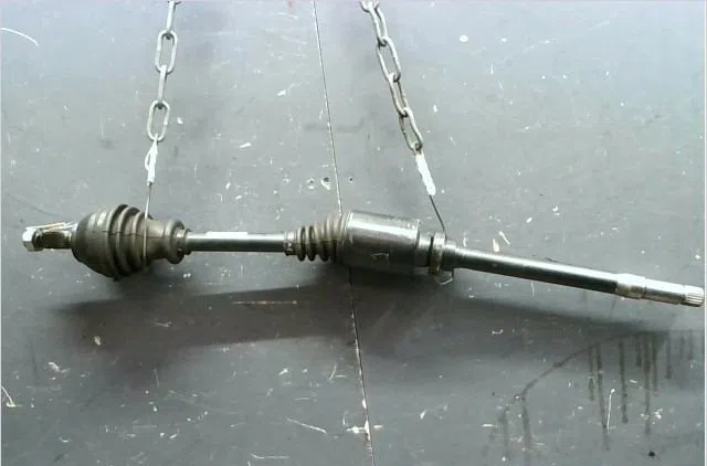Transmission avant droite Peugeot 309 I (10C, 10A) 1.4 (1989-1989) occasion