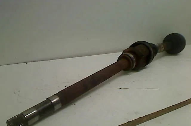 Transmission avant droite Peugeot 407 SW (6E_) 2.2 (2004-2005) occasion