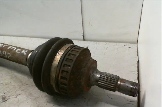 Transmission avant droite PEUGEOT PARTNER I Phase 2 11-2002--05-2008 2.0 HDI occasion
