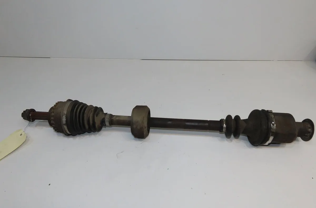 Transmission avant droite Renault CLIO II (BB_, CB_) 1.4 16v (b-cb0p, bb13) (2000-2008) 5 portes occasion