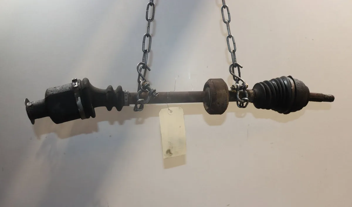 Transmission avant droite Renault CLIO II (BB_, CB_) 1.4 (b-cb0c, b-cb0s) (1998-2005) occasion