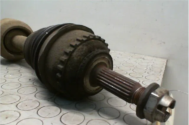 Transmission avant droite Renault CLIO II (BB_, CB_) 1.5 dci (b-cb07) (2001-2009) 3 portes occasion