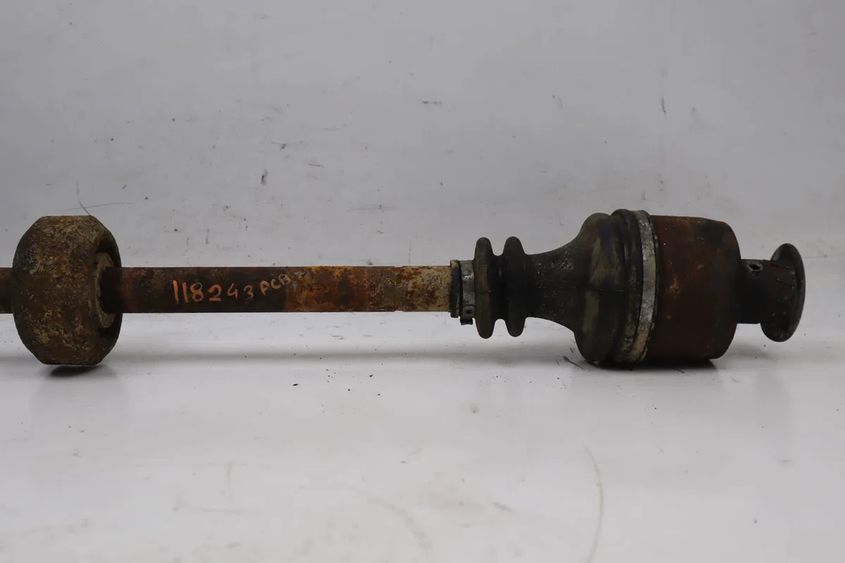 Transmission avant droite Renault CLIO II (BB_, CB_) 1.6 (b-cb0d, bb00) (1998-2005) occasion