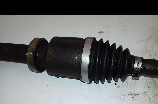 Transmission avant droite Renault CLIO III (BR0-1, CR0-1) 1.2 16v (2010-2014) occasion