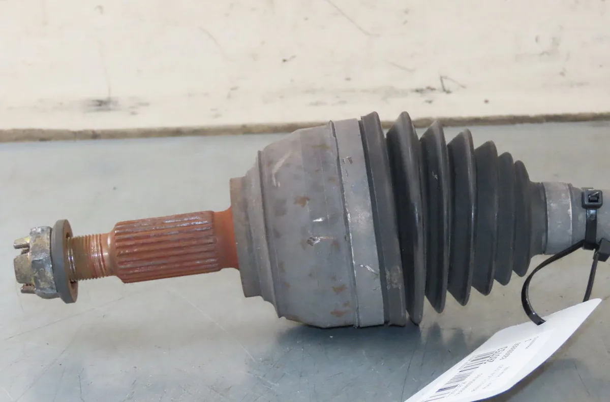 Transmission avant droite Renault CLIO III (BR0-1, CR0-1) 1.5 dci (br0h, cr0h, cr1s, br1s) (2005-2014) 3 portes occasion