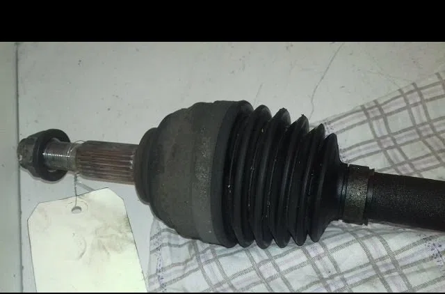 Transmission avant droite Renault CLIO III Grandtour (KR0-1_) 1.2 16v (kr0p) (2007-2012) occasion