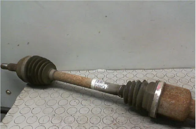 Transmission avant droite RENAULT CLIO III Phase 1 09-2005--03-2009 1.5 DCI 70ch occasion