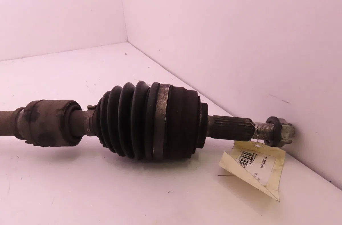 Transmission avant droite Renault CLIO V (B7_) 1.3 tce 130 (b7mf) (2019) occasion
