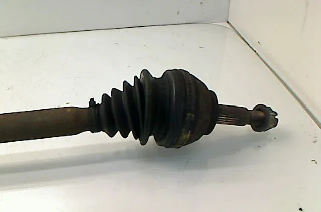 Transmission avant droite RENAULT LAGUNA 1998 occasion
