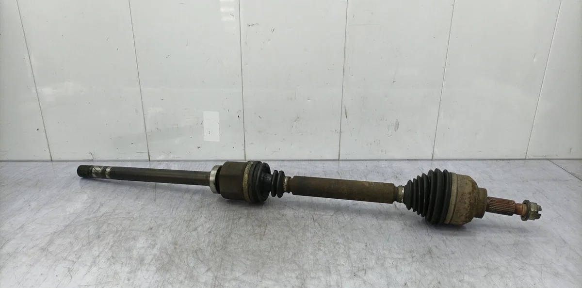 Transmission avant droite RENAULT LAGUNA 2 PHASE 1 BREAK occasion