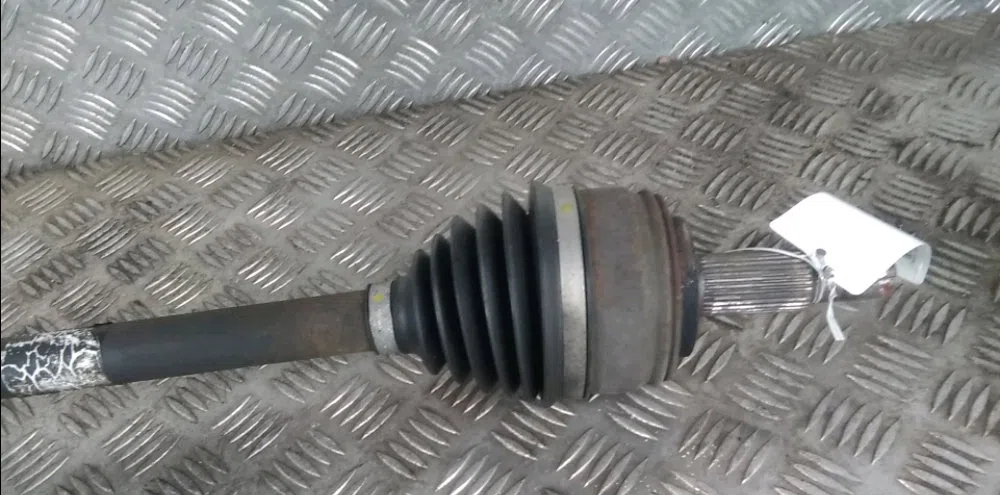 Transmission avant droite Renault MASTER III Camionnette (FV) 2.3 dci 135 fwd (fv0n, fv08) (2014) occasion