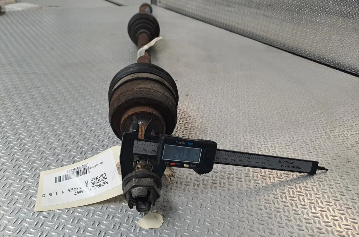 Transmission avant droite RENAULT MEGANE 3  MEGANE 3 PHASE 1 occasion