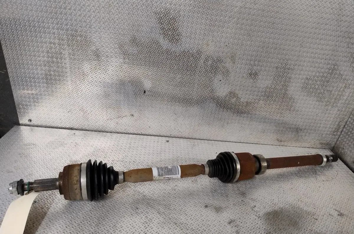 Transmission avant droite RENAULT MEGANE 4  0 occasion