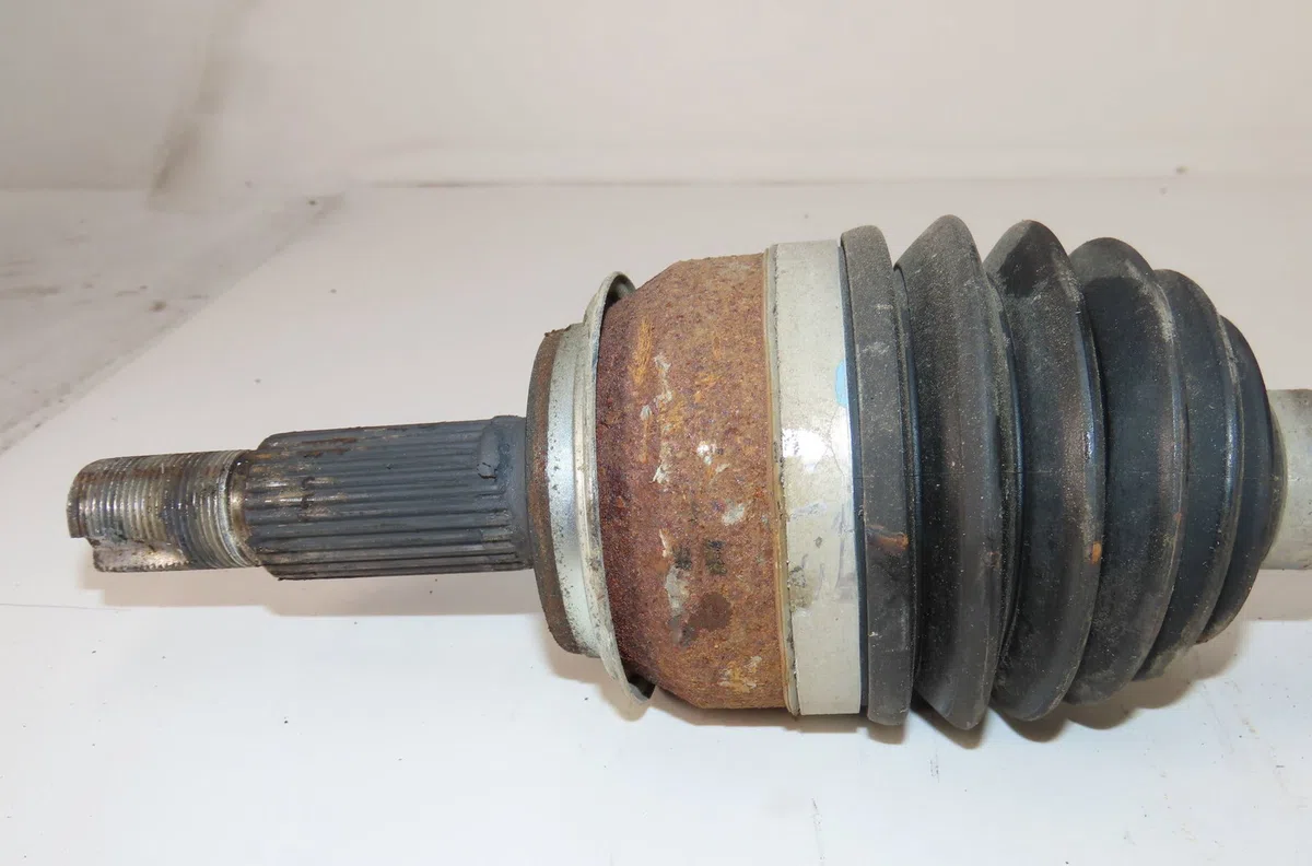 Transmission avant droite Renault MEGANE E-TECH SUV Ev60 (2021) occasion
