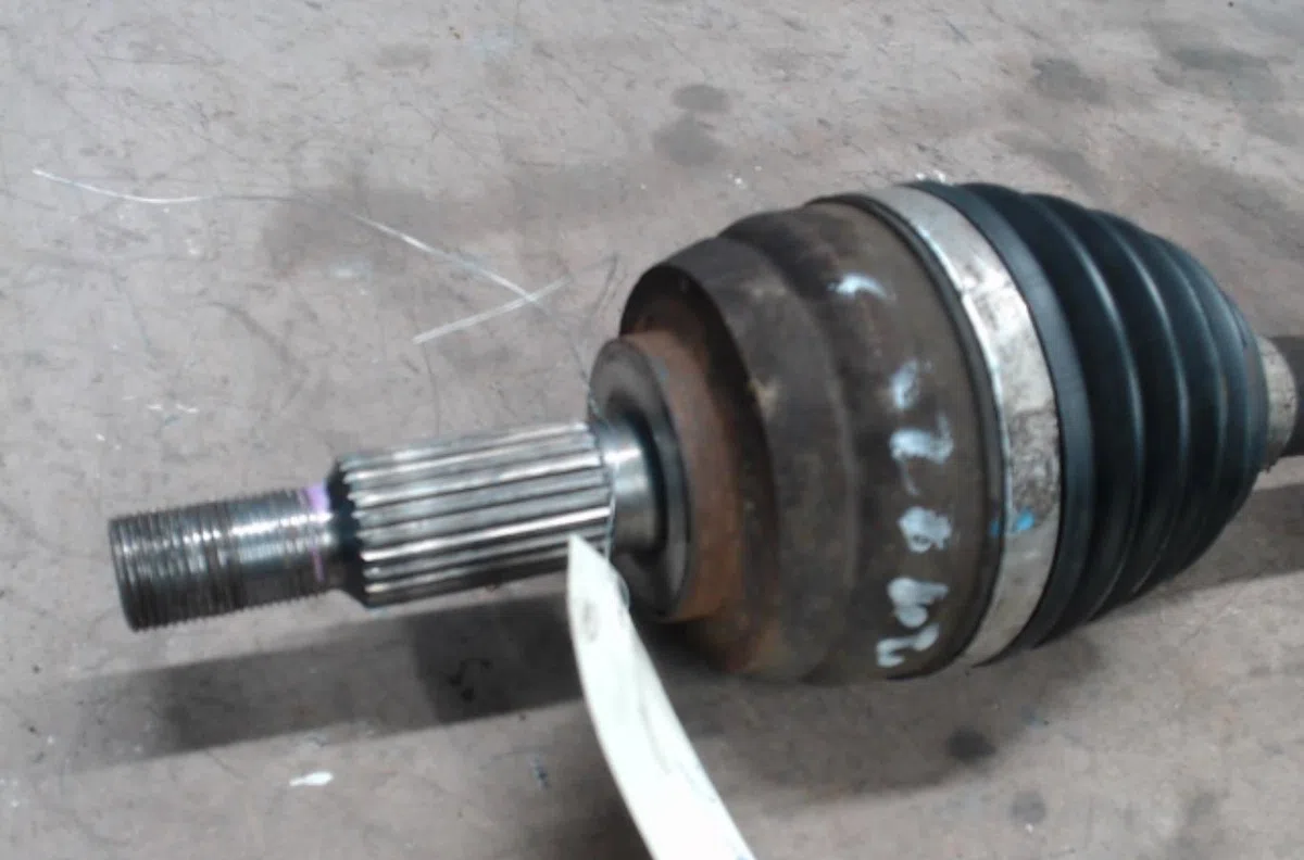 Transmission avant droite Renault MEGANE III 3-5 portes (BZ0-1_, B3_) 1.4 tce (bz0f, bz1v) (2009) occasion