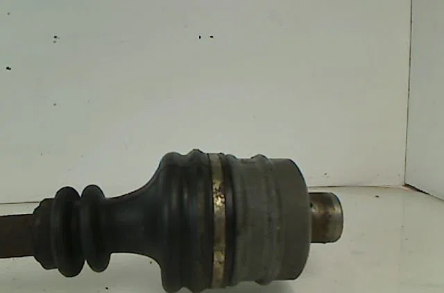 Transmission avant droite RENAULT R18 1982 occasion