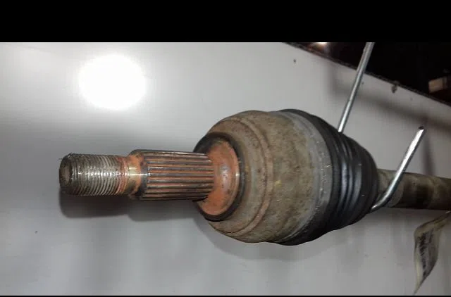 Transmission avant droite Renault SCÉNIC II (JM0-1_) 1.9 dci (jm0g, jm12, jm1g, jm2c) (2003-2006) occasion
