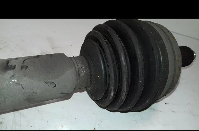 Transmission avant droite Seat IBIZA IV (6J5, 6P1) 1.4 tdi (2008-2010) 5 portes occasion